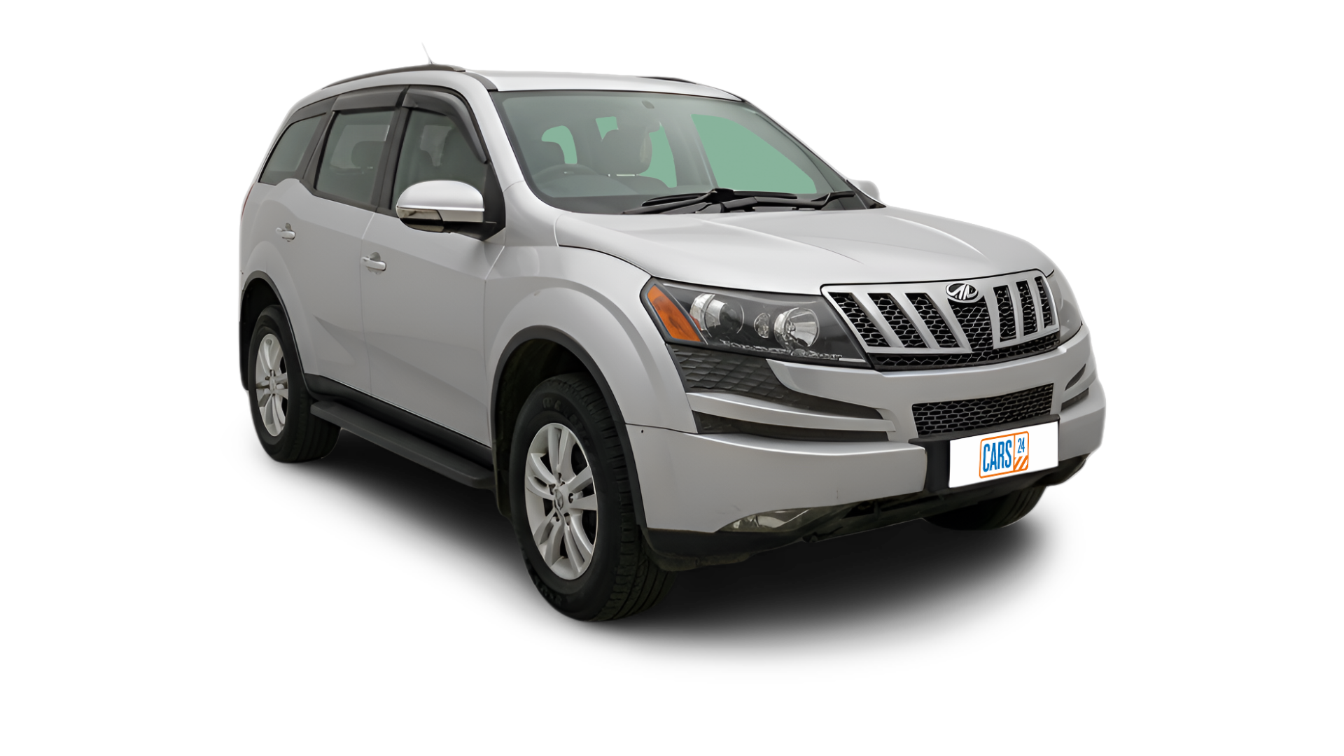 Mahindra XUV500-img